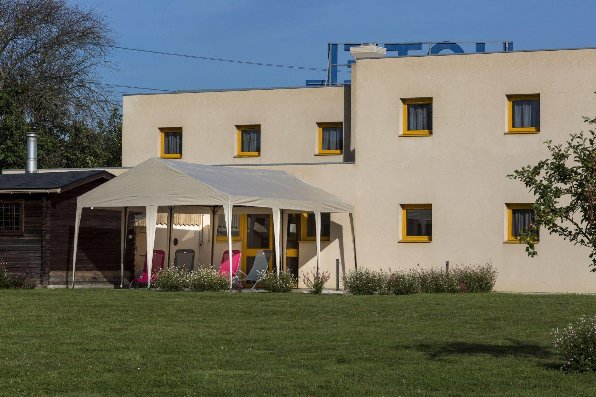 B&B Hotel Angers Parc Expos Verrieres-en-Anjou Exterior foto